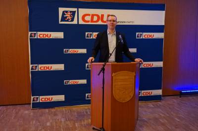 CDU Vorsitzender Marcus Milligan begrüßt die anwesenden Gäste.